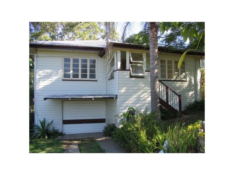 32 Dunedoo Street, Stafford QLD 4053