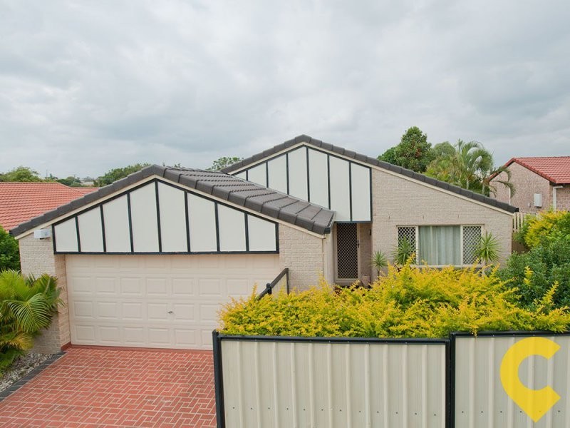 24 Samantha Street, Wynnum West QLD 4178