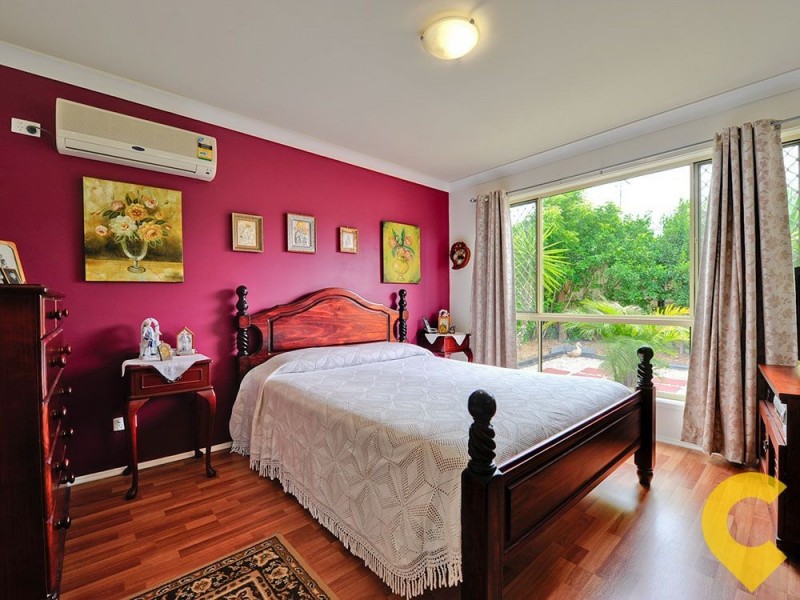 24 Samantha Street, Wynnum West QLD 4178
