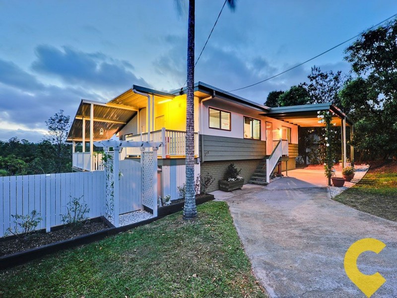 215 Bunya Road, Arana Hills QLD 4054