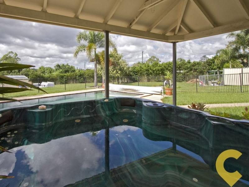 218 Nairn Road, Morayfield QLD 4506