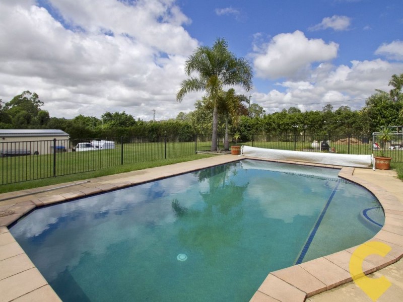 218 Nairn Road, Morayfield QLD 4506