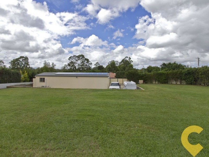 218 Nairn Road, Morayfield QLD 4506