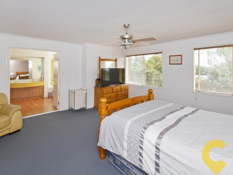 218 Nairn Road, Morayfield QLD 4506