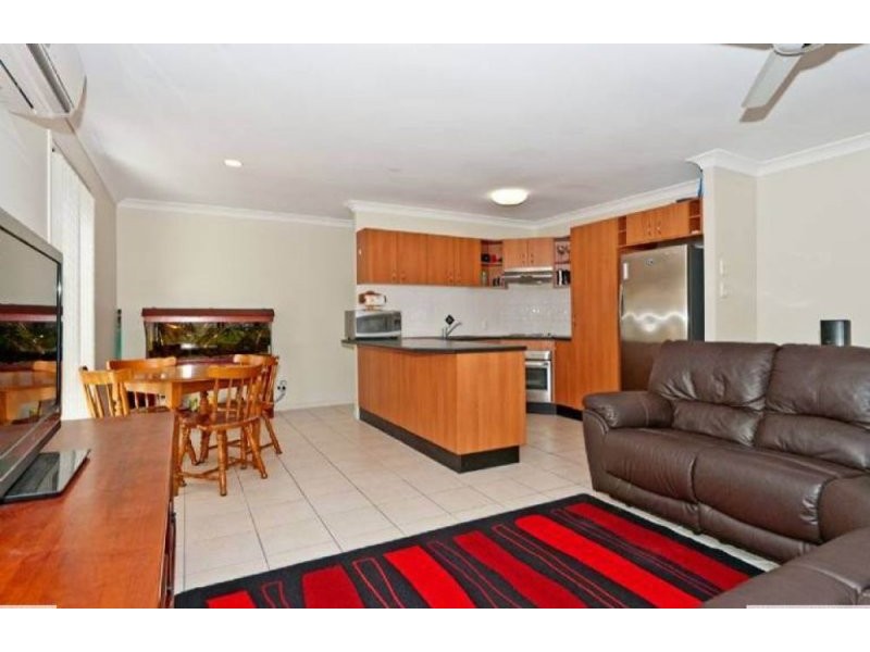 6 Daylilly Place, Springfield Lakes QLD 4300
