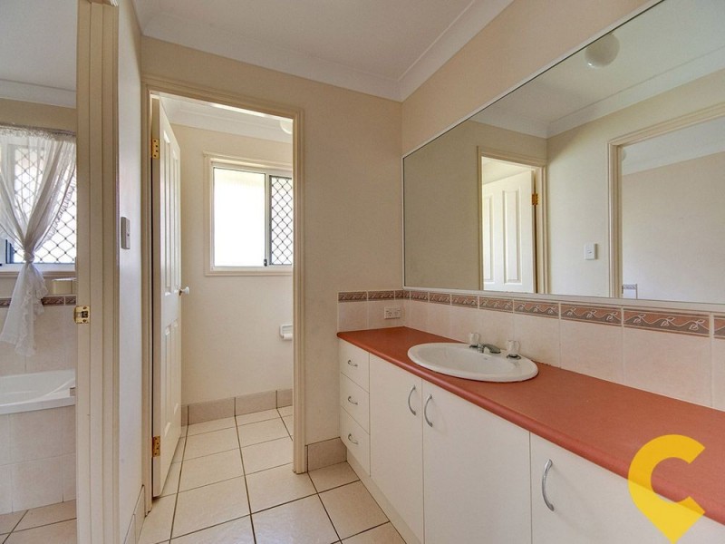 18 Crestridge Crescent, Morayfield QLD 4506