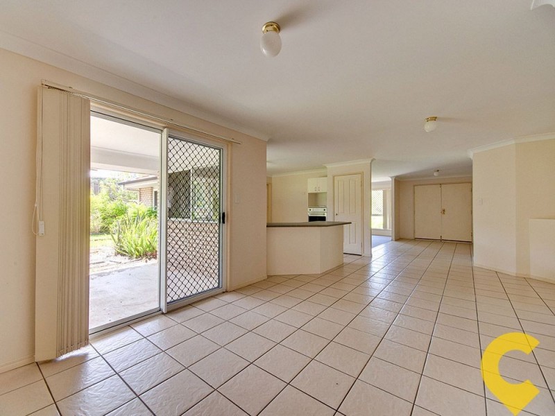 18 Crestridge Crescent, Morayfield QLD 4506