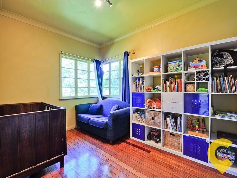 18 Mooney Street, Keperra QLD 4054