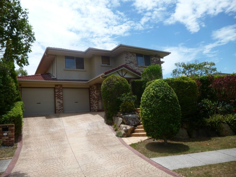 13 Hogan Place, Seventeen Mile Rocks QLD 4073