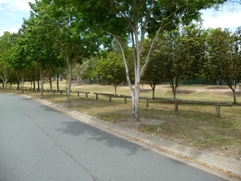 13 Hogan Place, Seventeen Mile Rocks QLD 4073