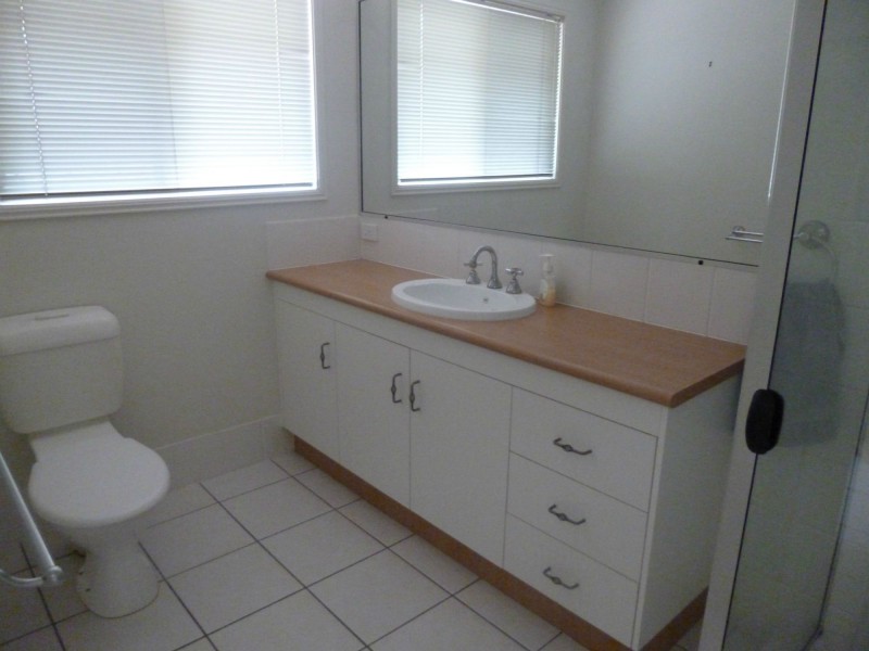 13 Hogan Place, Seventeen Mile Rocks QLD 4073