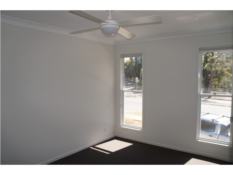 136 Seventeen Mile Rocks Road, Seventeen Mile Rocks QLD 4073