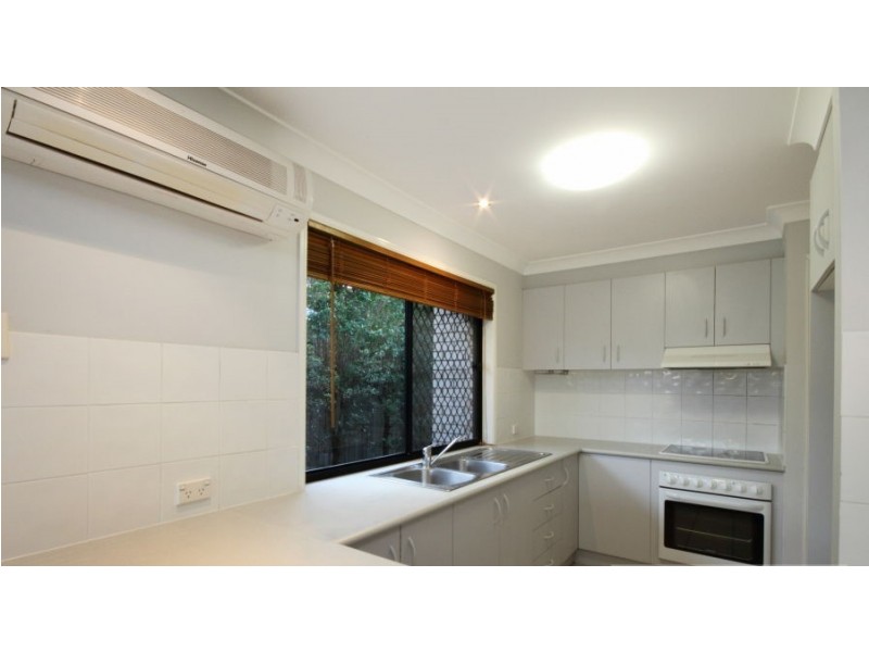 4 Girraween Close, Riverhills QLD 4074