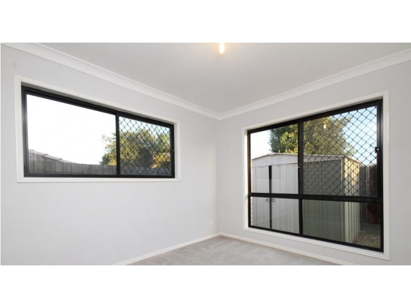 4 Girraween Close, Riverhills QLD 4074