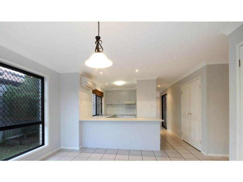 4 Girraween Close, Riverhills QLD 4074