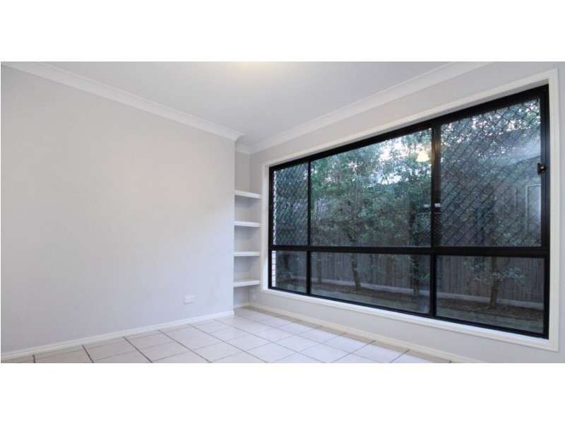 4 Girraween Close, Riverhills QLD 4074