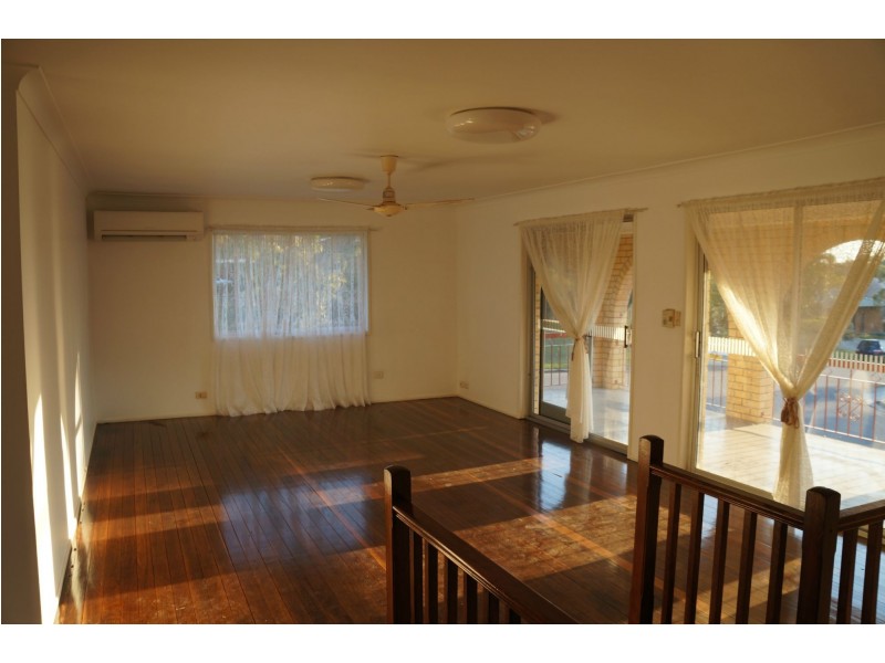 1 Schooner Street, Jamboree Heights QLD 4074