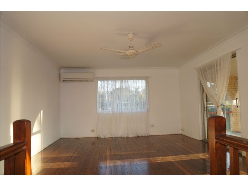 1 Schooner Street, Jamboree Heights QLD 4074