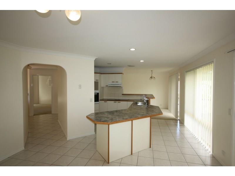 21 Carissa Street, Sinnamon Park QLD 4073