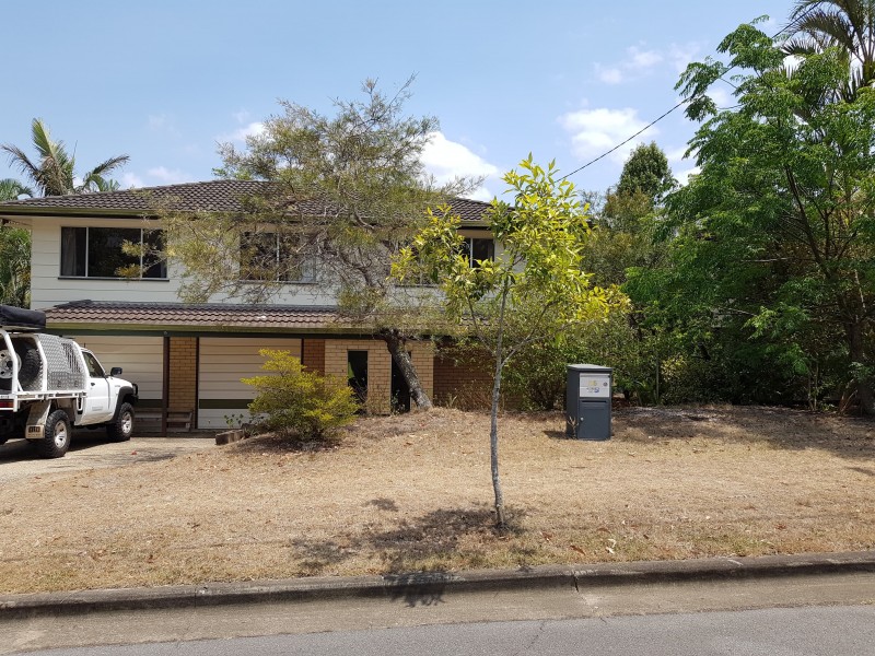 15 Pack Street, Jamboree Heights QLD 4074