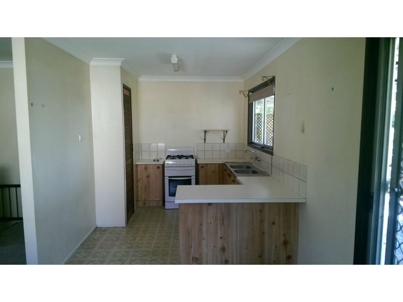 15 Pack Street, Jamboree Heights QLD 4074