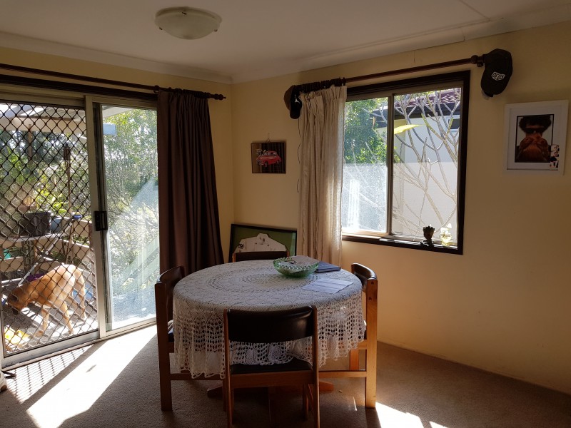 15 Pack Street, Jamboree Heights QLD 4074