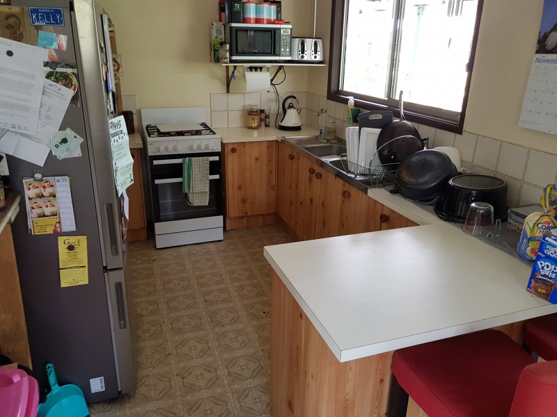 15 Pack Street, Jamboree Heights QLD 4074