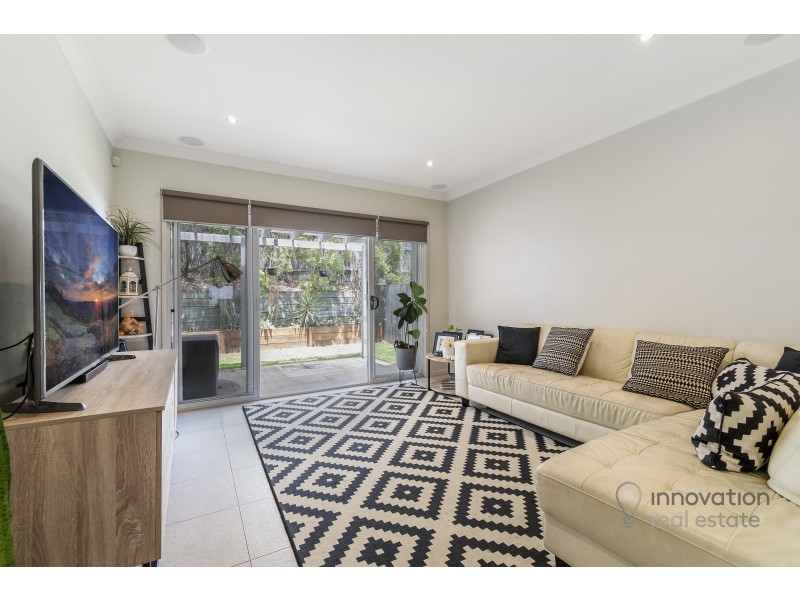 38 Casuarina Street, Seventeen Mile Rocks QLD 4073