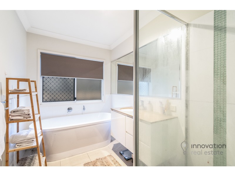 38 Casuarina Street, Seventeen Mile Rocks QLD 4073