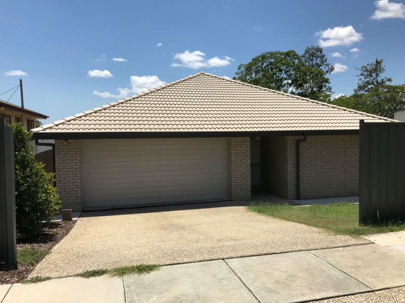 2 Greenview Street, Oxley QLD 4075