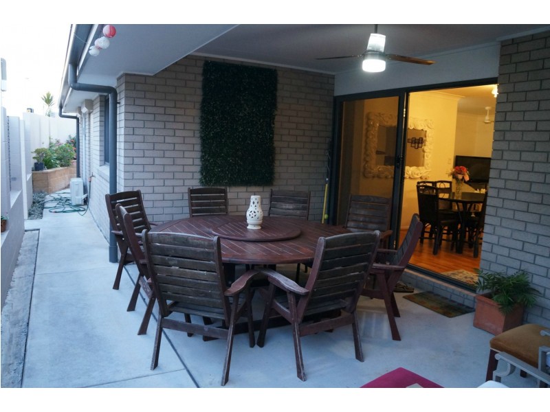 2 Greenview Street, Oxley QLD 4075