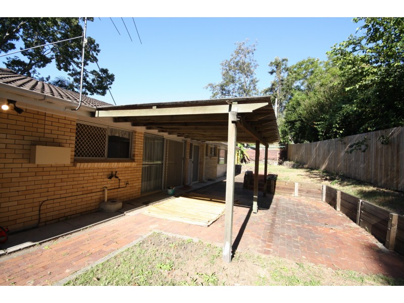 66 Brookfield Rd, Kenmore QLD 4069