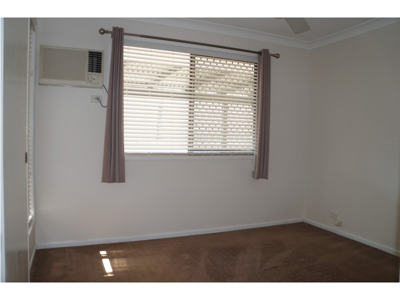 4 Konda St, Riverhills QLD 4074