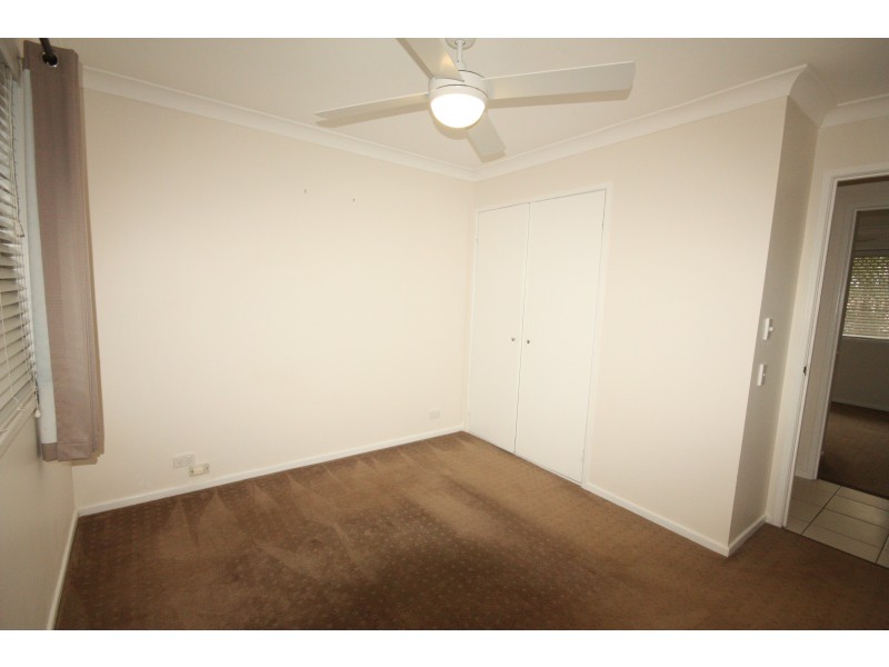 4 Konda St, Riverhills QLD 4074