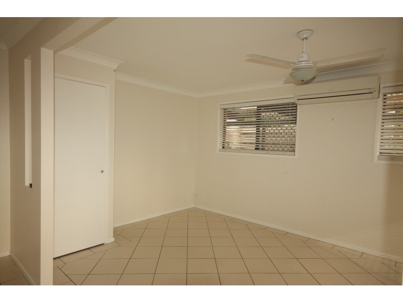 4 Konda St, Riverhills QLD 4074