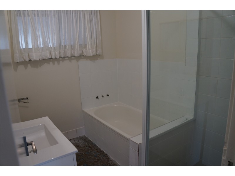 84 Katandra Cres, Bellbird Park QLD 4300