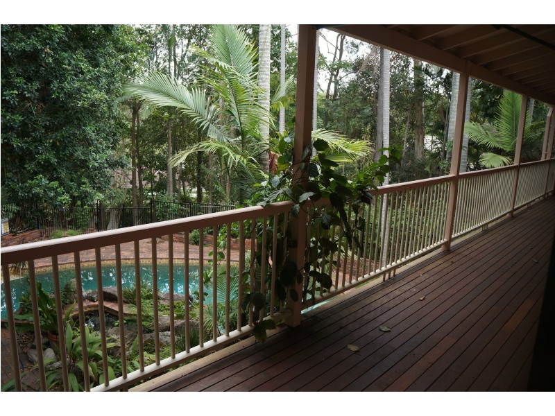 55 Sunset Rd, Kenmore QLD 4069