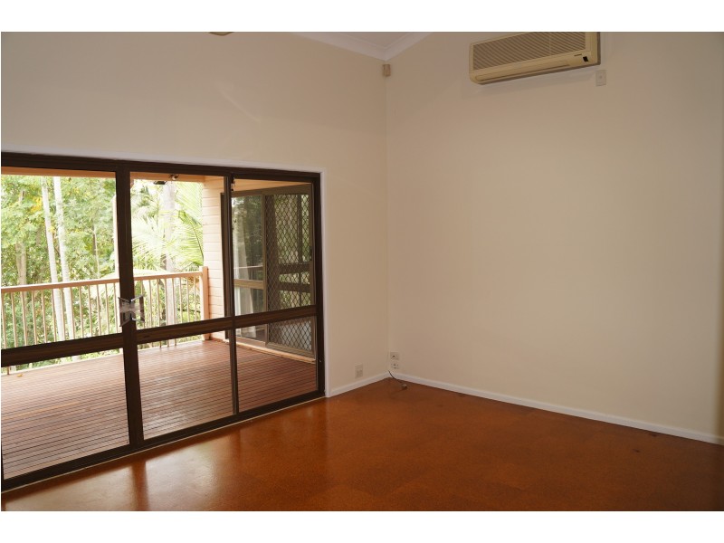 55 Sunset Rd, Kenmore QLD 4069