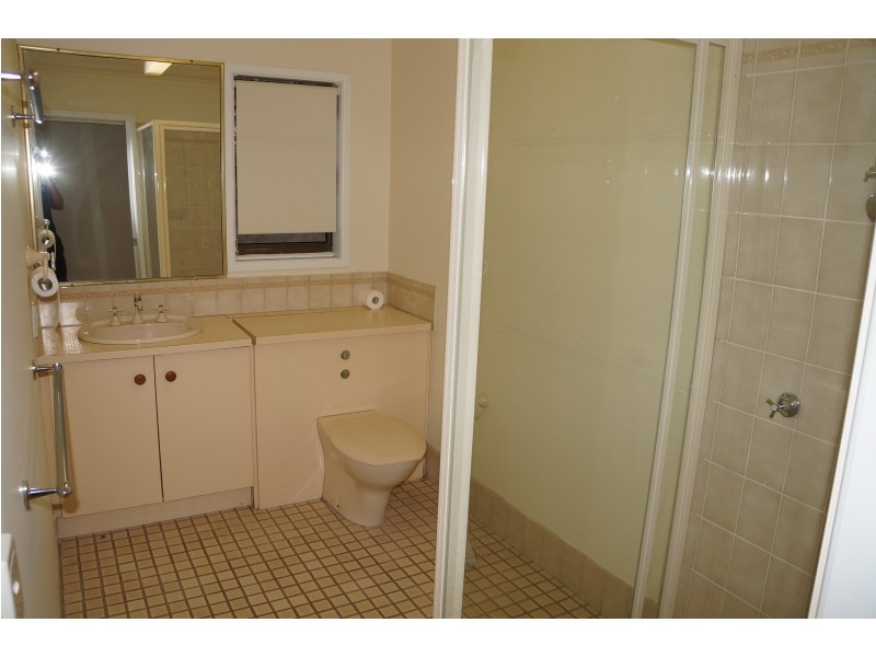 55 Sunset Rd, Kenmore QLD 4069