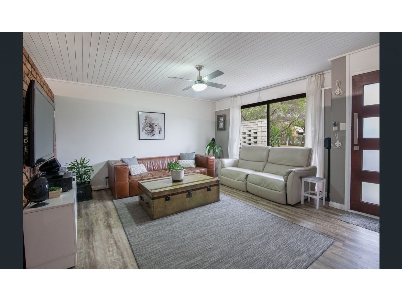 10 Hazelton St, Riverhills QLD 4074