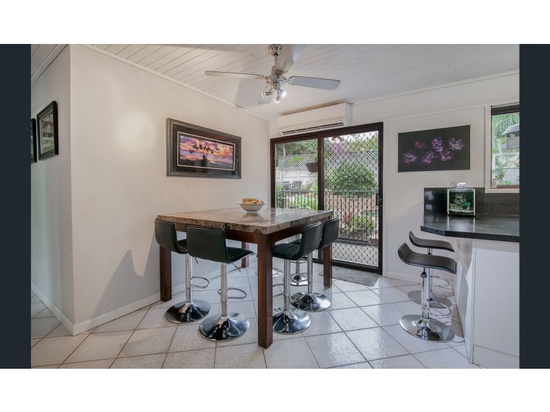 10 Hazelton St, Riverhills QLD 4074