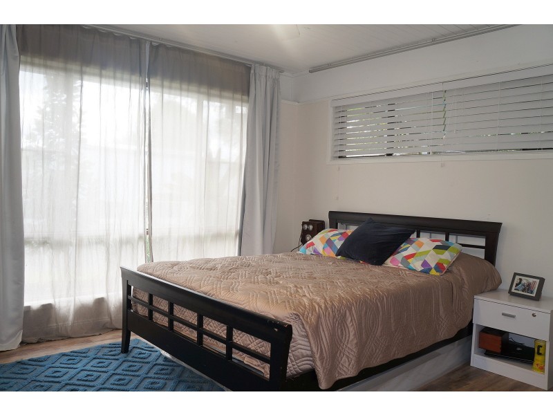 10 Hazelton St, Riverhills QLD 4074