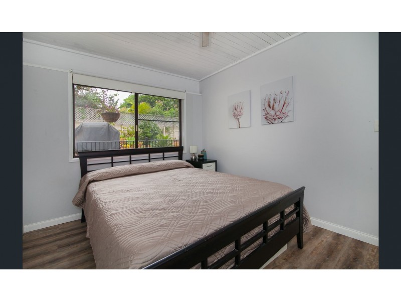 10 Hazelton St, Riverhills QLD 4074