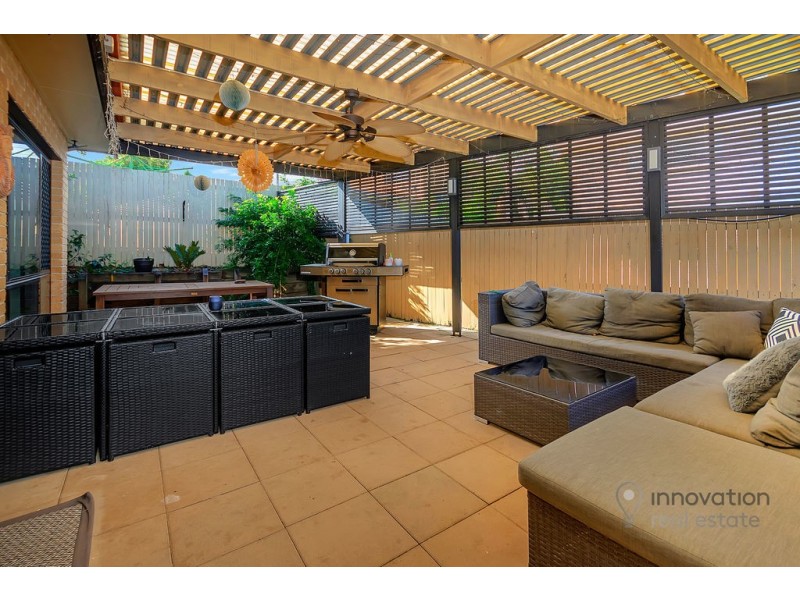 18 Bonney Pl, Westlake QLD 4074