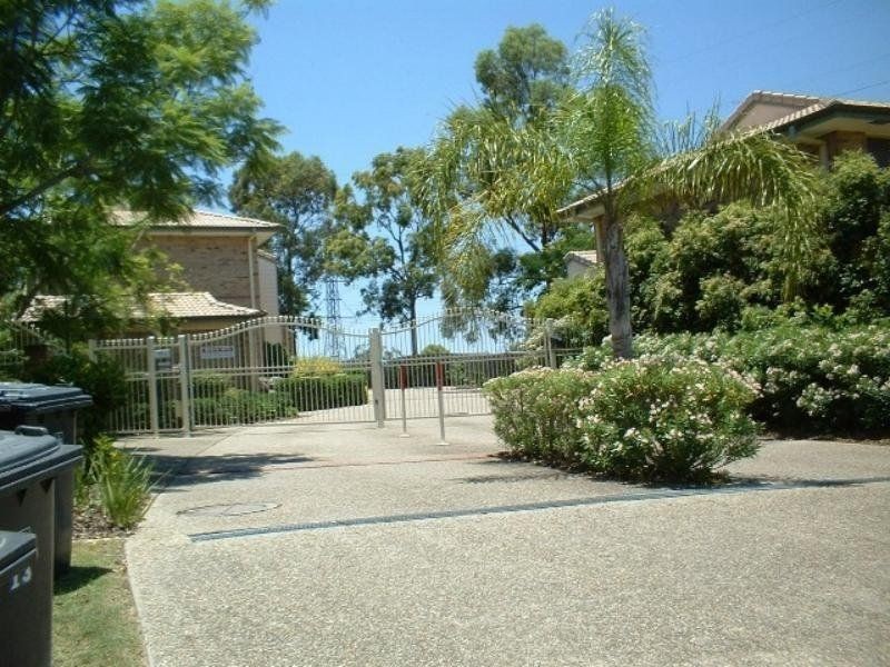 24/32 Tomkins Road, Riverhills QLD 4074