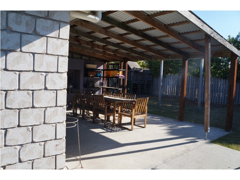 9 Bowerbird Pl, Calamvale QLD 4116