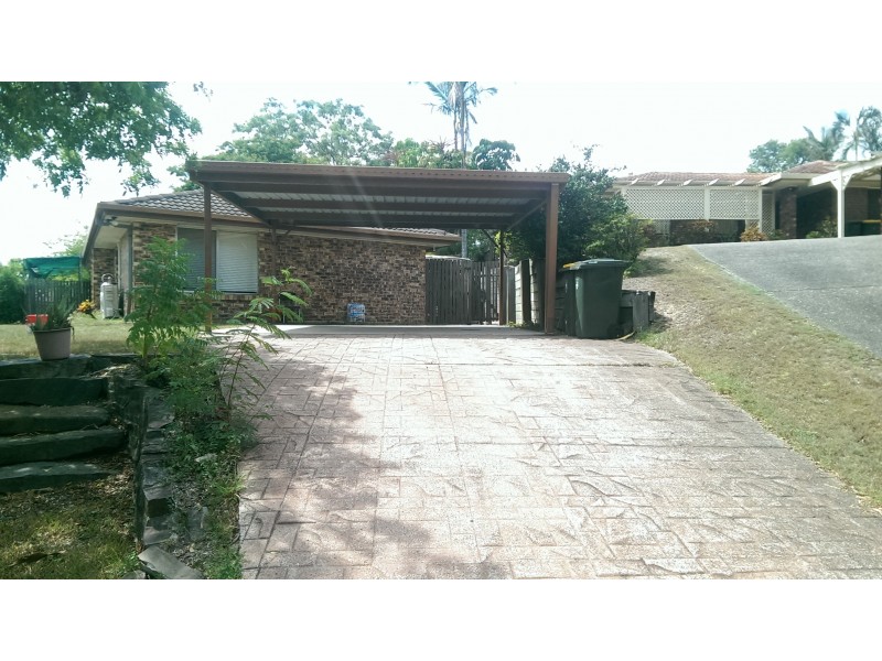 4 Flag St, Jamboree Heights QLD 4074