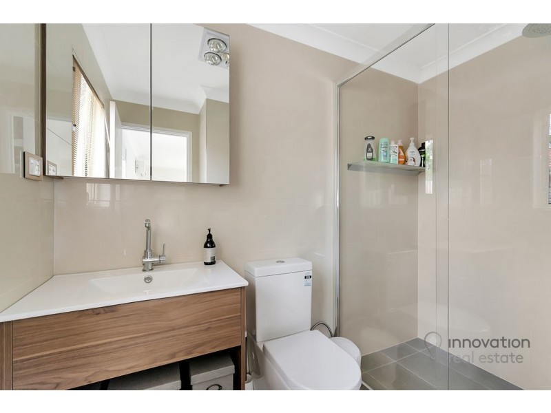 34 Homebush Cres, Sinnamon Park QLD 4073