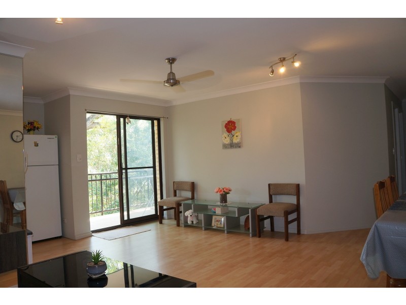 Unit 3/20 Durham St, St Lucia QLD 4067