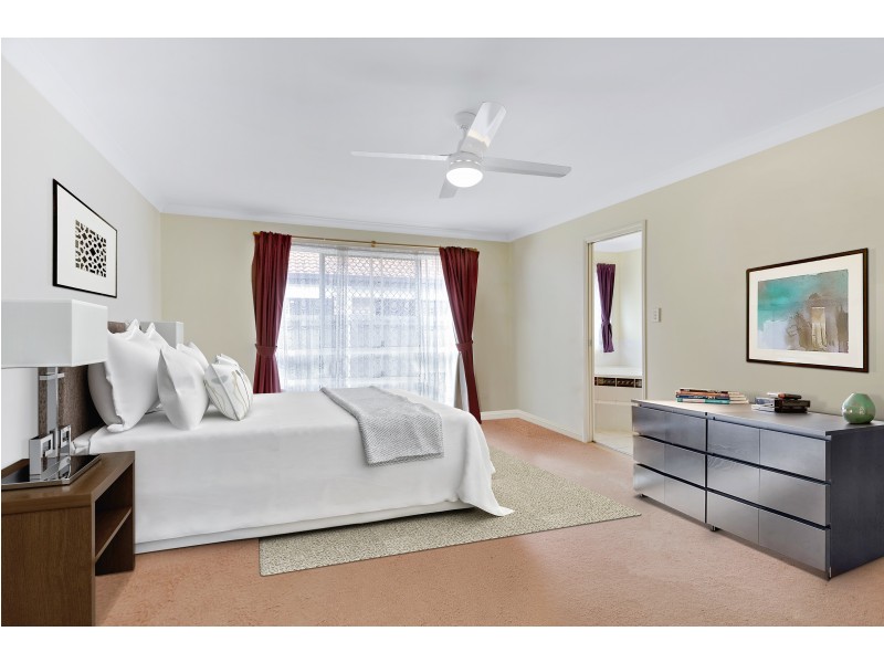 8 Girraween Cl, Riverhills QLD 4074